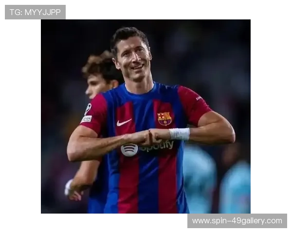 十大足球巨星经典过人动作全解析 重现球场最具标志性的技艺之美