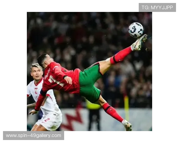 高清精选足球巨星C罗帅气瞬间精彩图片大全收藏版