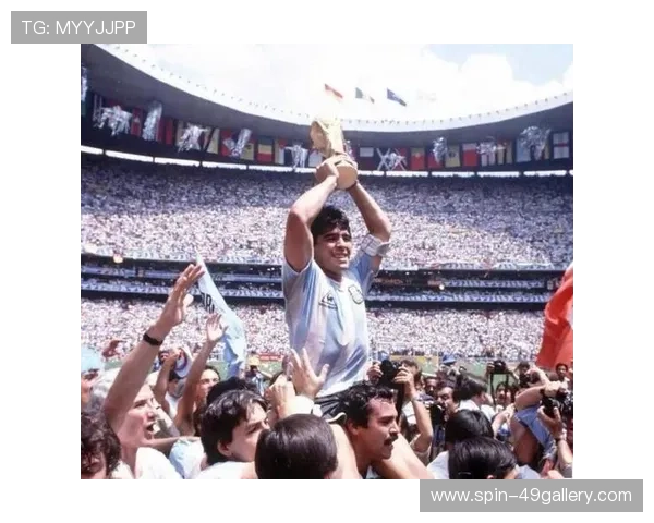 阿根廷十大足球巨星盘点梅西马拉多纳领衔辉煌历史